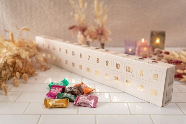 Simply Chocolate suklaajoulukalenteri valkoinen 300g